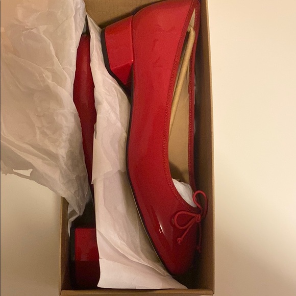 Steve Madden Red Flats & Loafers - Picture 1 of 8